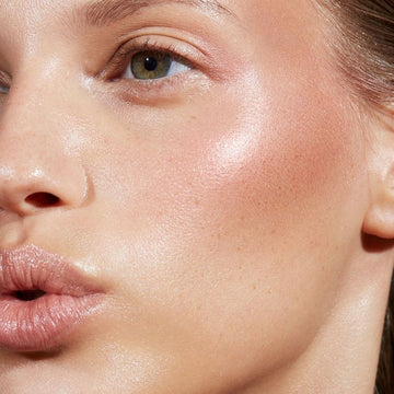 <strong>What Stressed Skin Needs</strong>