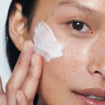 <strong>The Face Routine: Evening</strong>